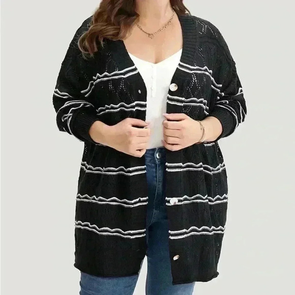 BloomChic Sweaters - NWT!Striped Geometric Button sweater Cardigan Size 10 or Med